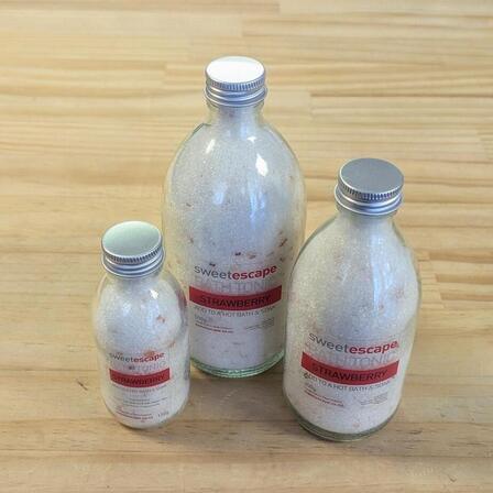 Strawberry Bath Tonic - 300g Jar